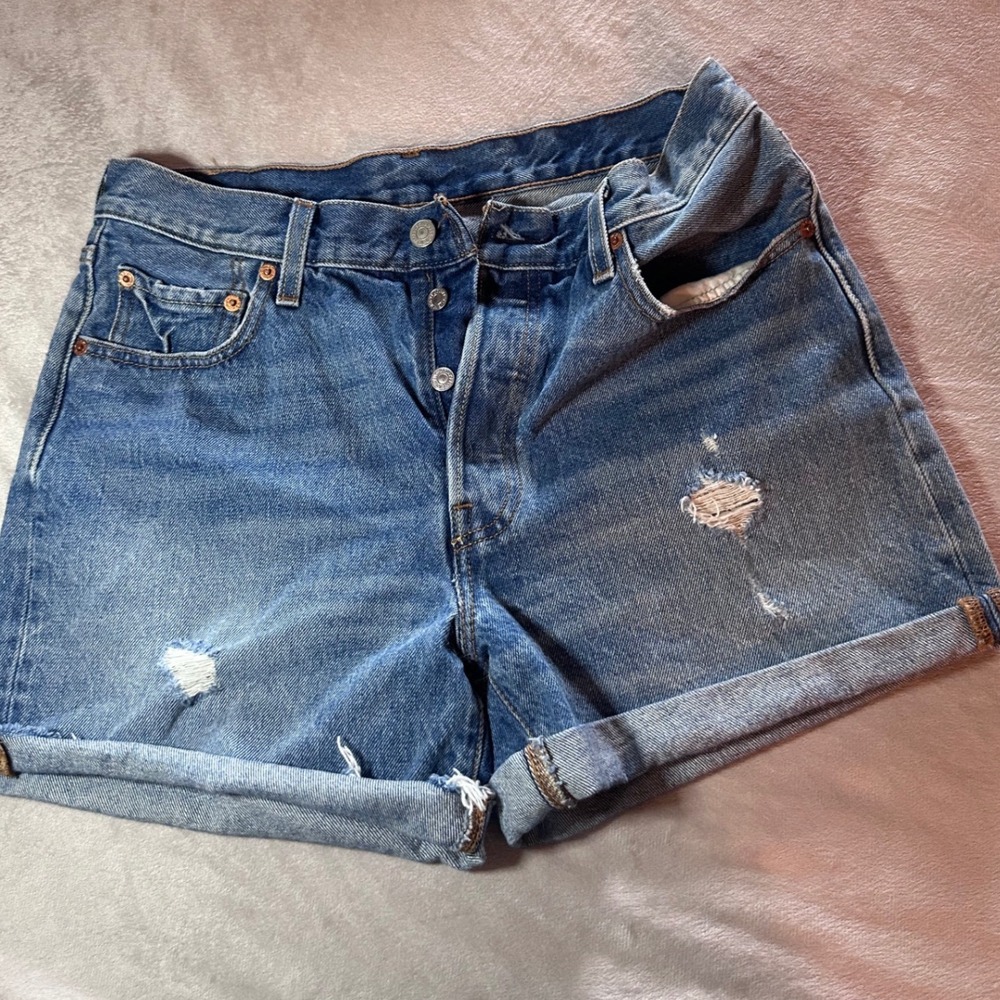 Levis 501 Original Distressed Denim Shorts Medium Wash Button Fly Women 29
